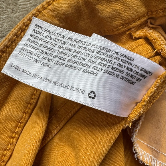 Universal Thread Mustard Yellow Skinny Jeans size 0 - Picture 7 of 10